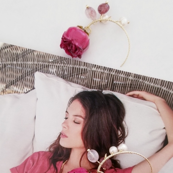 Gold Plated Eternal Flower Natural Freshwater Pearls Earrings - Picture 15 of 15